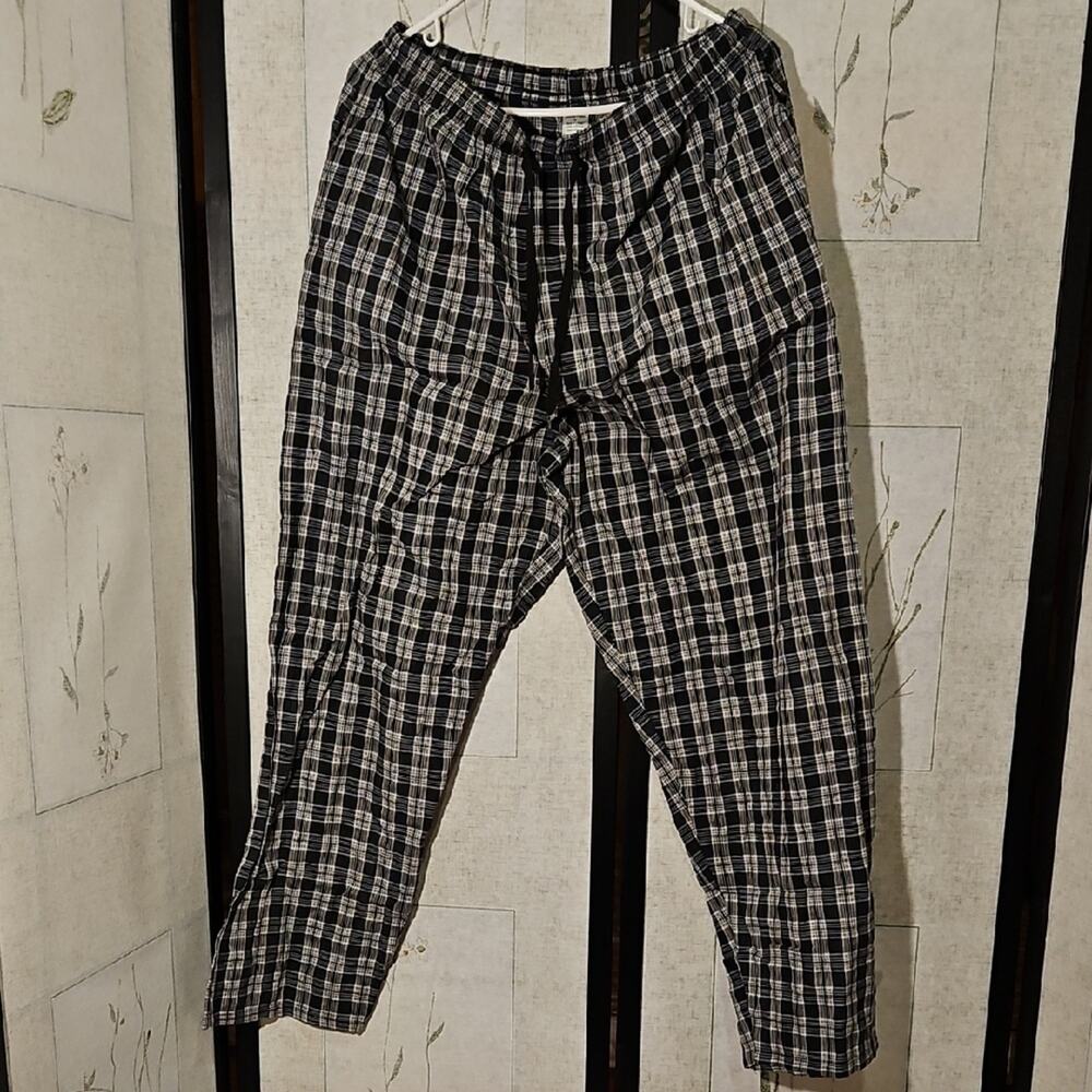 Black and White Pajama Pants with Checkered Design and Elastic Waistband